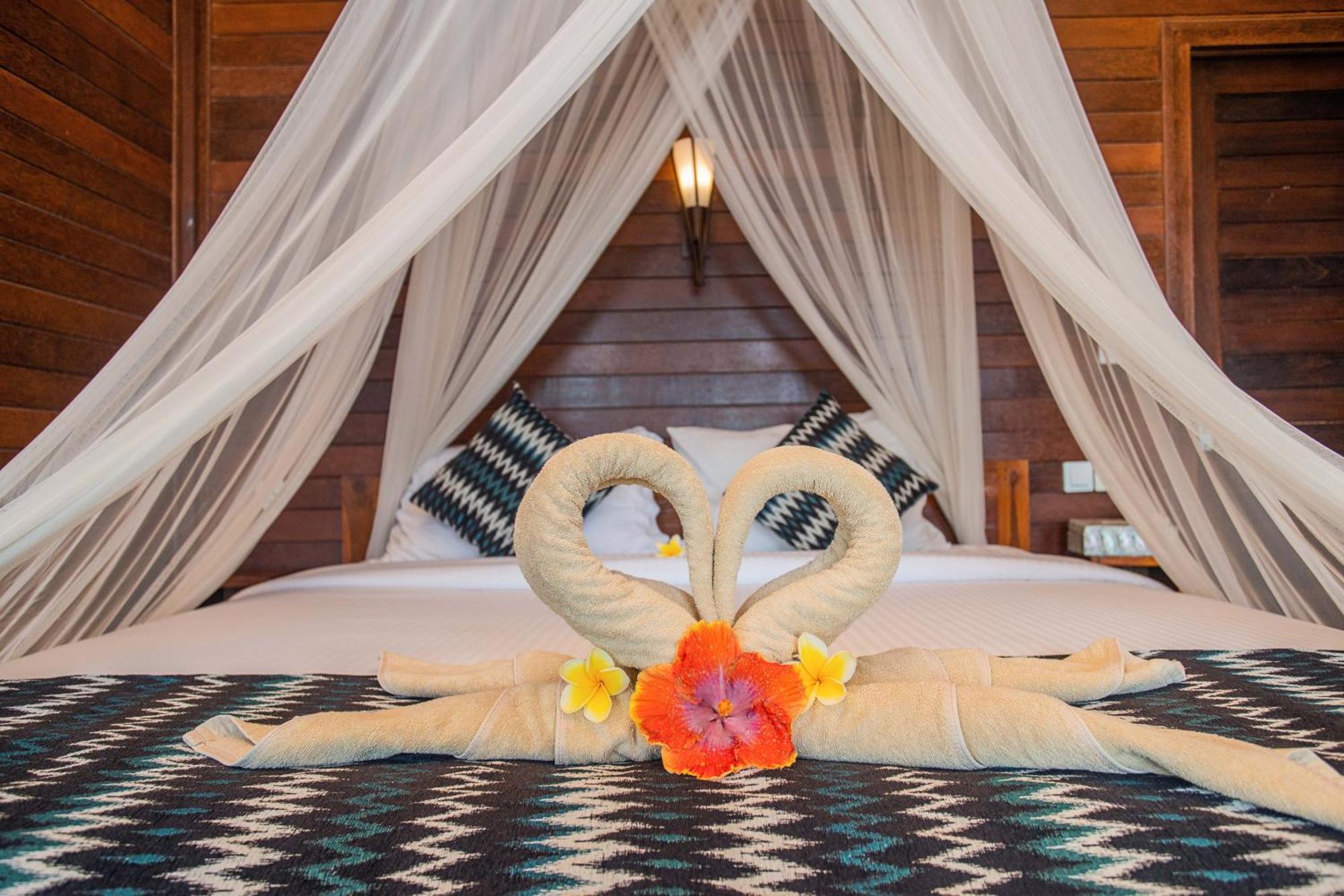 Tawe Ocean Blue Villa Lembongan Exteriör bild