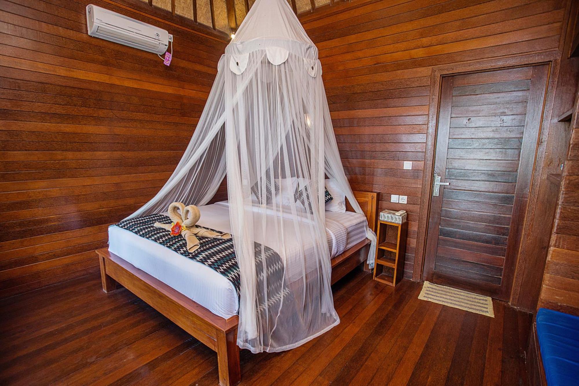 Tawe Ocean Blue Villa Lembongan Exteriör bild